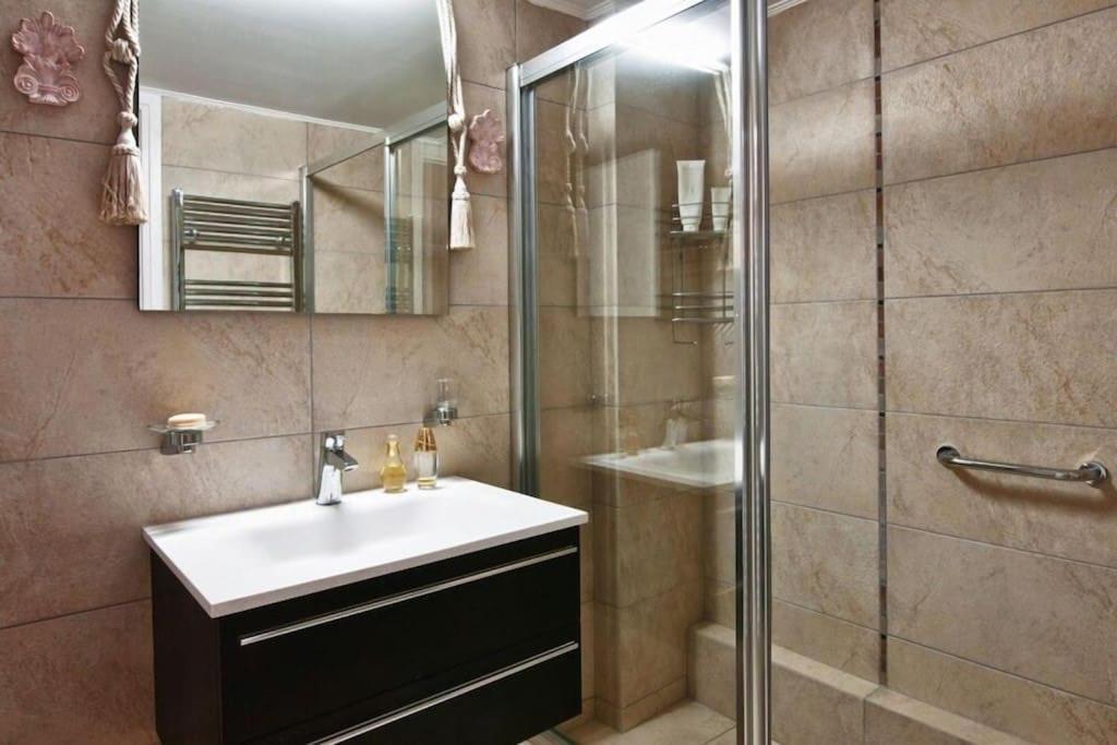 Acropolis Luxury House Lejlighed Athen Eksteriør billede
